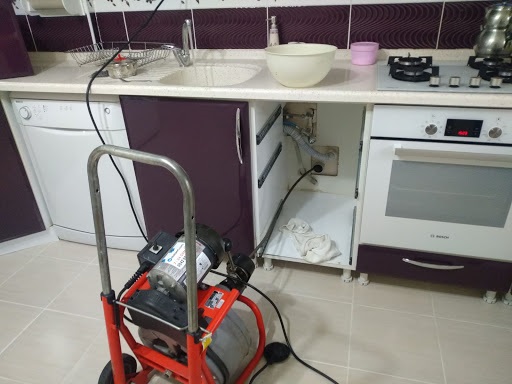 Üsküdar Tıkalı Tuvalet gider borusu açan firmalar